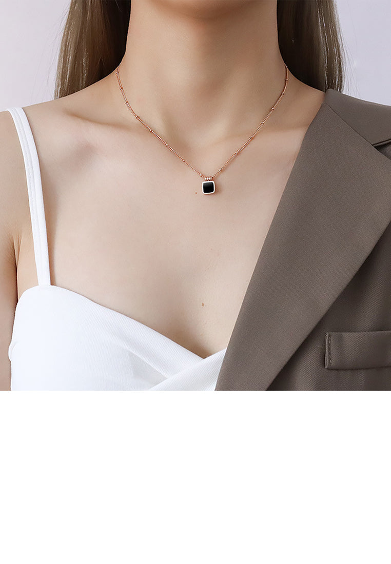 Simple Fashion Plated Rose Gold Geometric Square Black Shell 316L Stainless Steel Pendant with Necklace