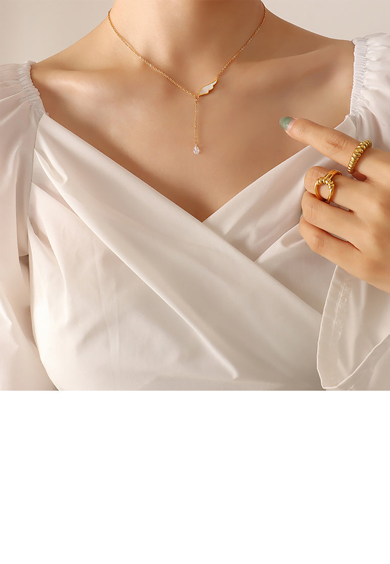 Fashion Simple Plated Gold 316L Stainless Steel Wing Tassel Pendant with Cubic Zirconia and Necklace - Luxurious Look