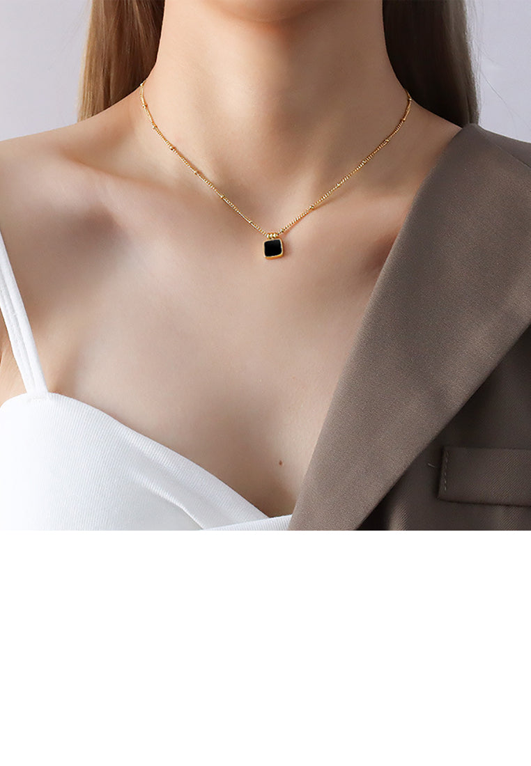Simple Fashion Plated Gold Geometric Square Black Shell 316L Stainless Steel Pendant with Necklace