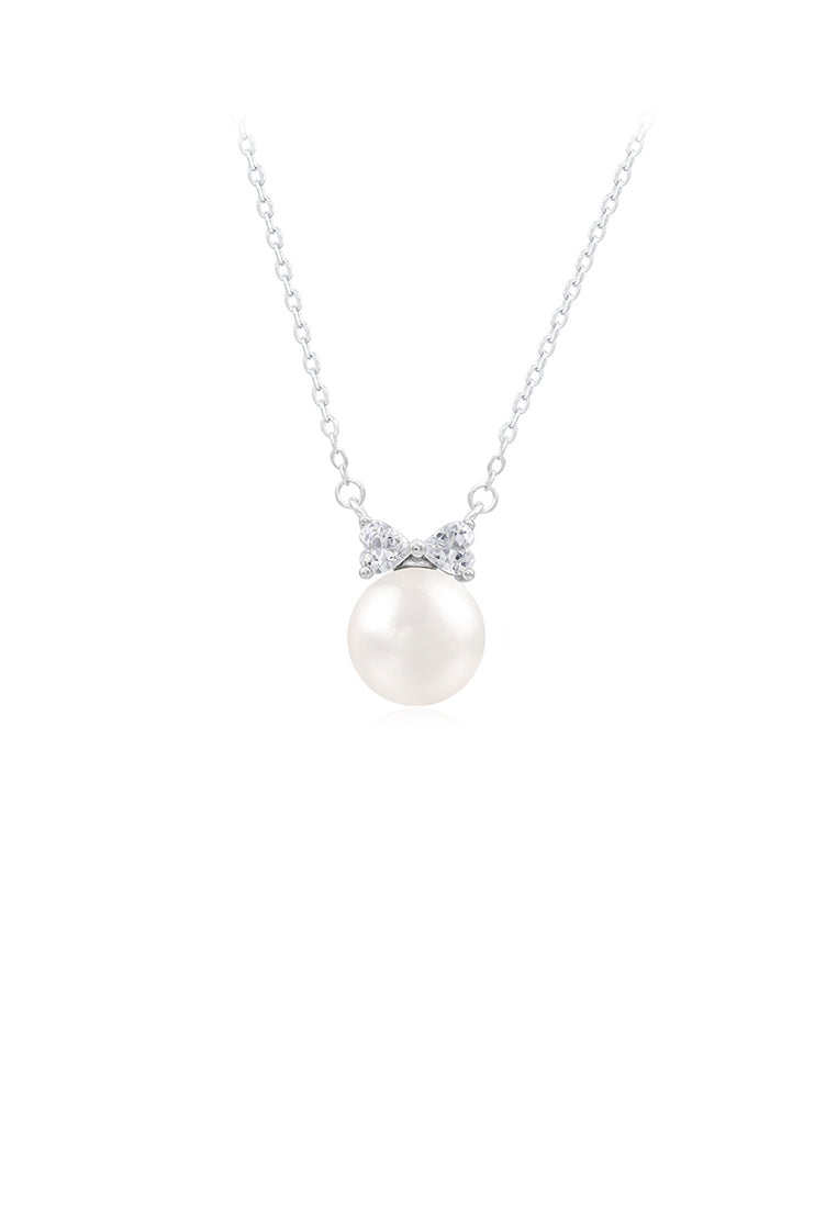 925 Sterling Silver Simple Fashion Butterfly Combined Into A Pearl Pendant with Cubic Zirconia and Necklace - Luxurious Look