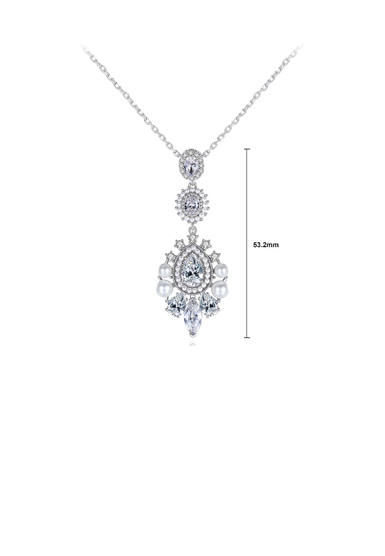 Fashion Vintage Palace Style Geometric Imitation Pearl Pendant with Cubic Zirconia and Necklace - Luxurious Look
