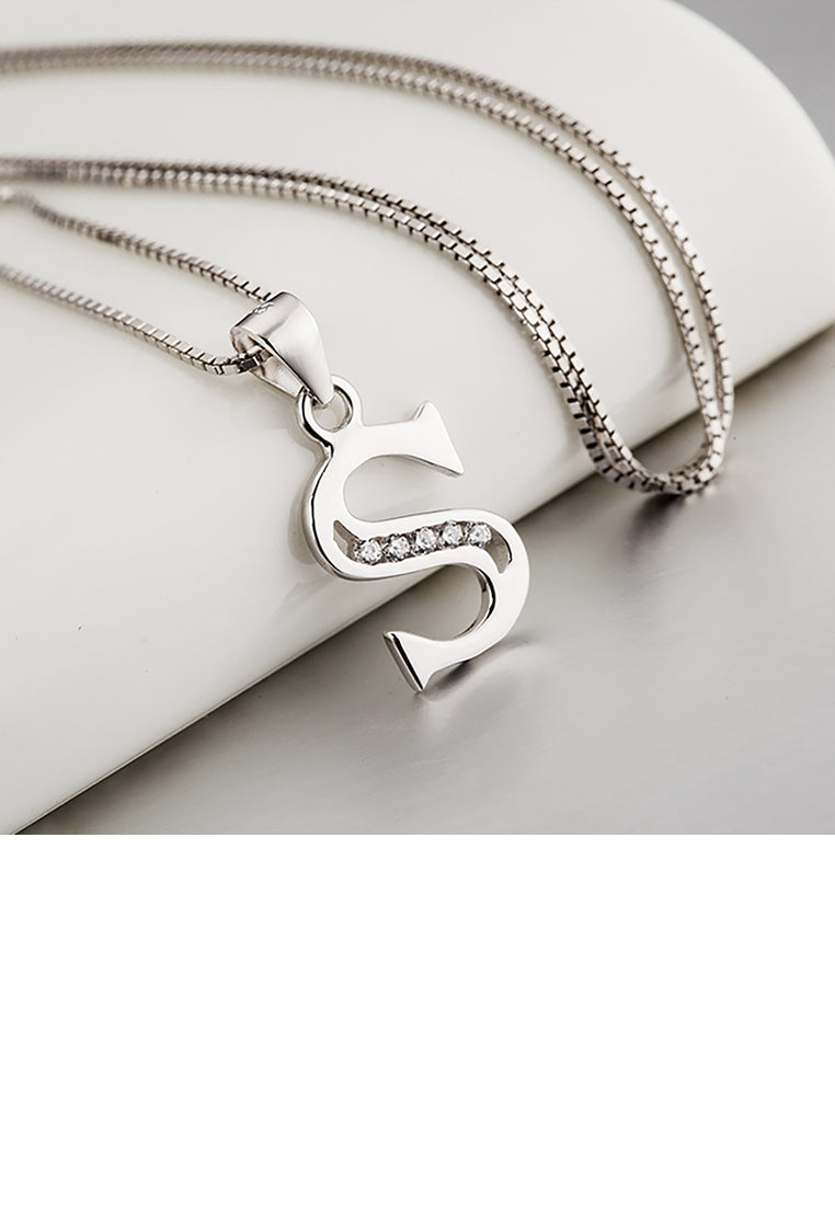 925 Sterling Silver Fashion Simple English Alphabet S Pendant with Cubic Zirconia and Necklace - Luxurious Look