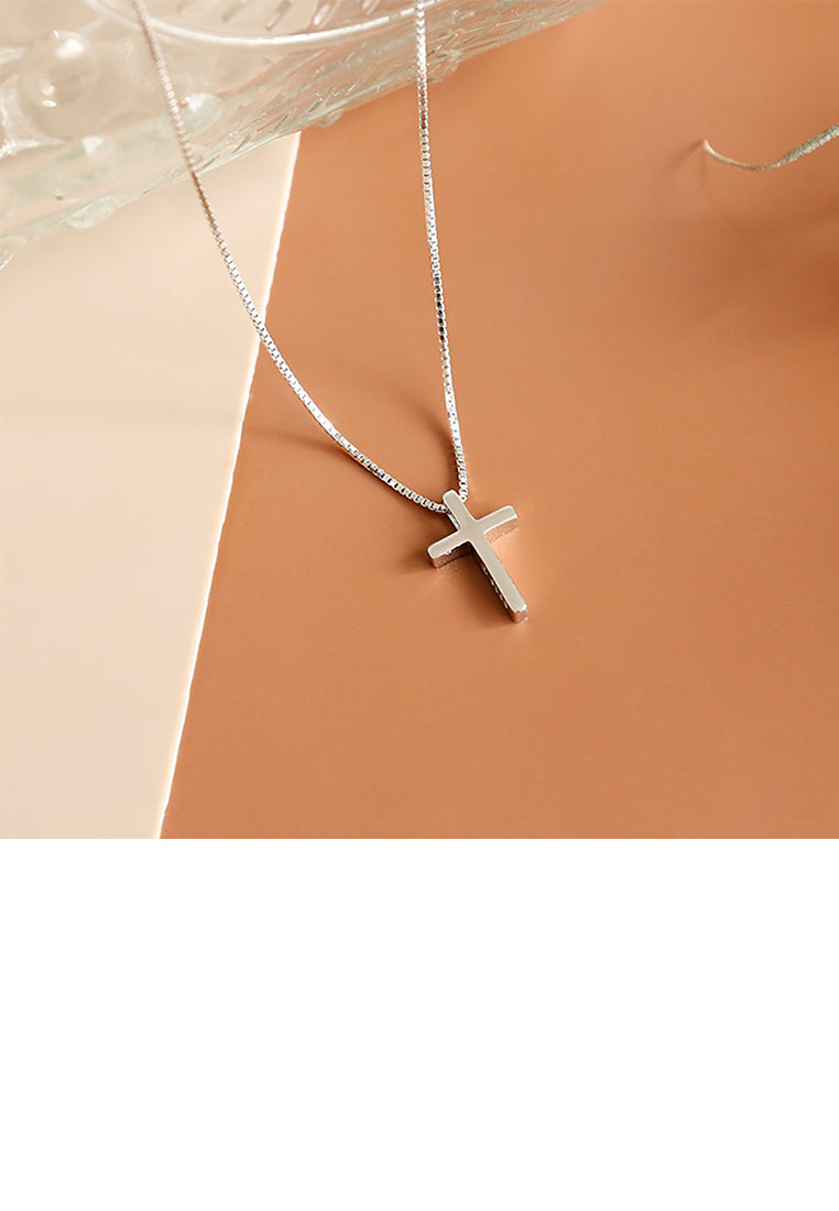 925 Sterling Silver Simple Classic Cross Pendant with Necklace