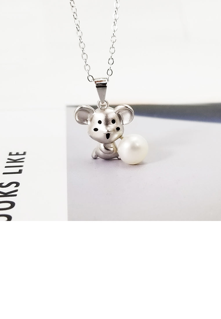 925 Sterling Silver Fashion Cute Mouse Freshwater Pearl Pendant with Necklace - Luxurious Look