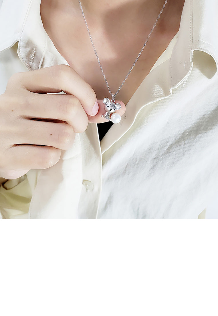 925 Sterling Silver Fashion Cute Mouse Freshwater Pearl Pendant with Necklace - Luxurious Look