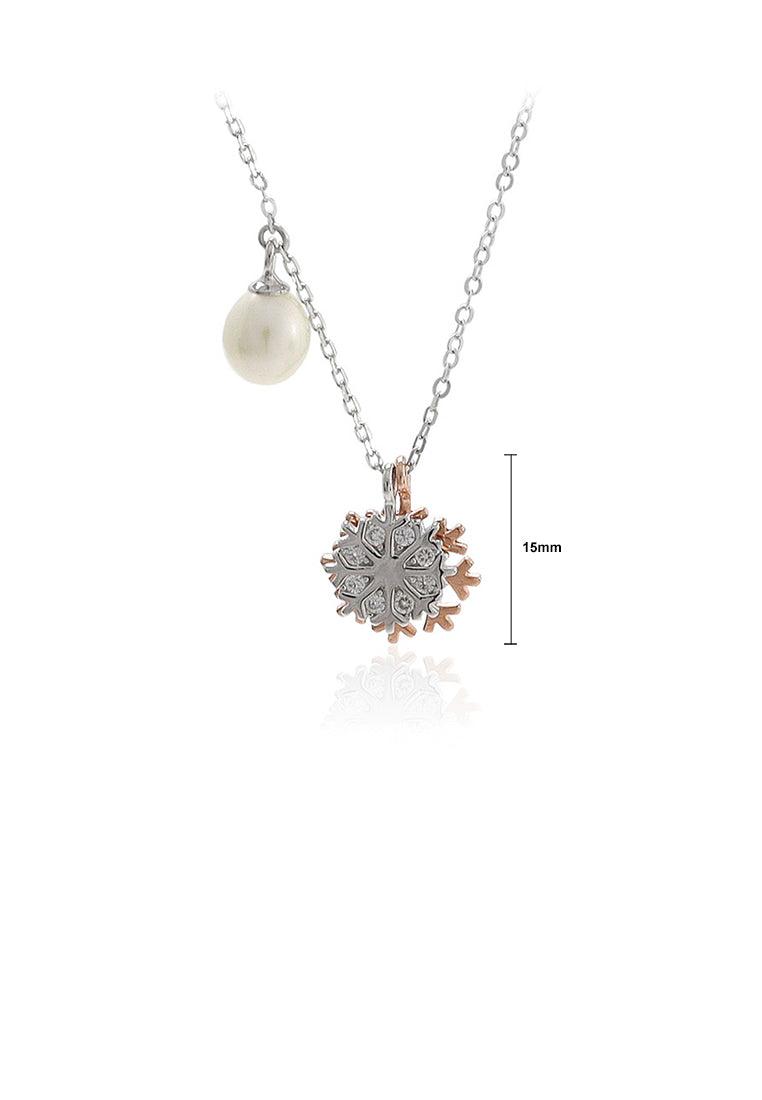 925 Sterling Silver Fashion Simple Snowflake Cubic Zirconia Pendant with Freshwater Pearl and Necklace - Luxurious Look
