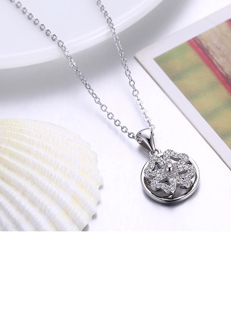 925 Sterling Silver Fashion Elegant Four-leafed Clover Round Pendant with Cubic Zircon and Necklace
