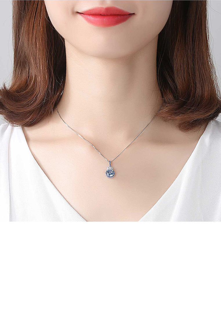 925 Sterling Silver Simple and Fashion Geometric Round Blue Cubic Zirconia Pendant with Necklace - Luxurious Look