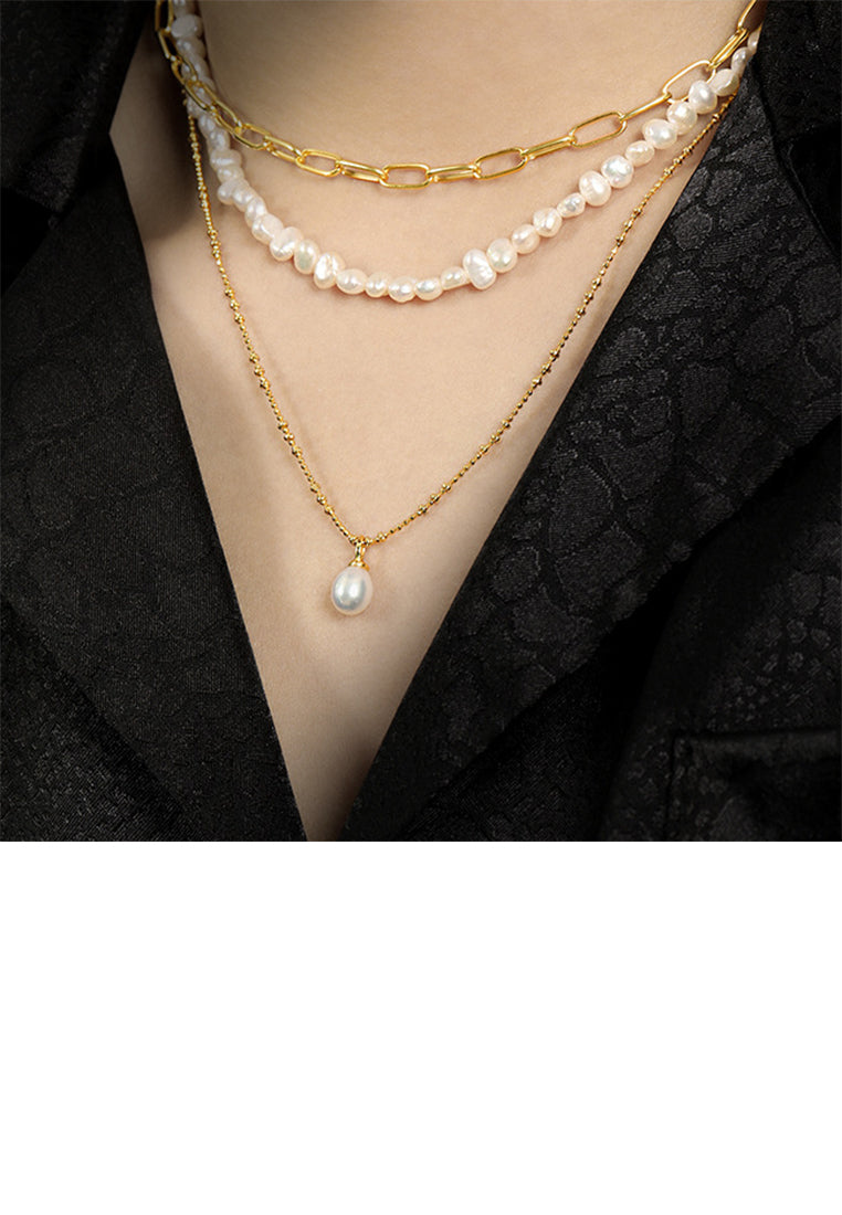 925 Sterling Silver Plated Gold Simple Classic Freshwater Pearl Pendant with Beaded Necklace - Luxurious Look