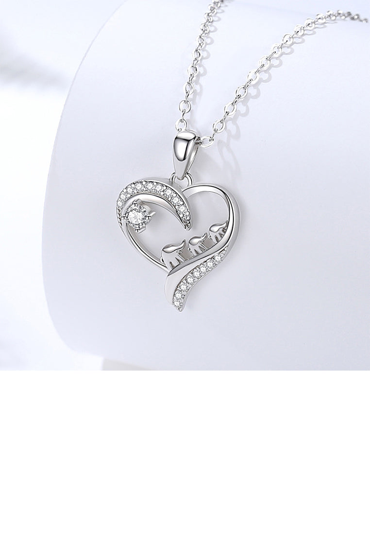 925 Sterling Silver Fashion Simple Elephant Heart Pendant with Cubic Zirconia and Necklace - Luxurious Look
