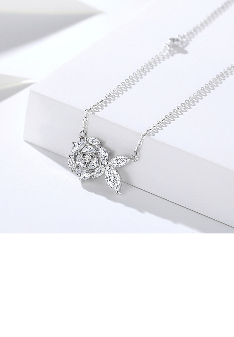 925 Sterling Silver Fashion and Elegant Camellia Pendant with Cubic Zirconia and Necklace - Luxurious Look