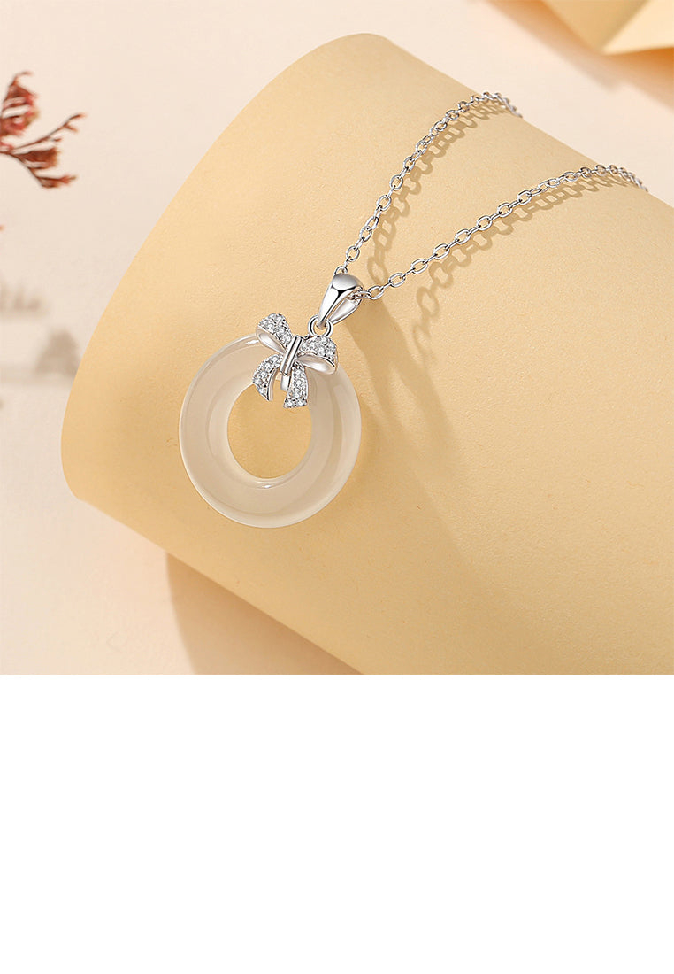 925 Sterling Silver Fashion Vintage Ribbon Peace Buckle Pendant with Cubic Zirconia and Necklace - Luxurious Look