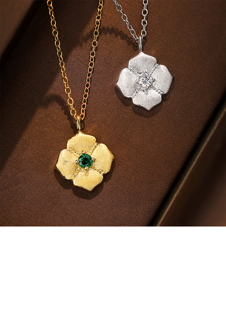 925 Sterling Silver Fashion Simple Flower Pendant with White Cubic Zirconia and Necklace - Luxurious Look