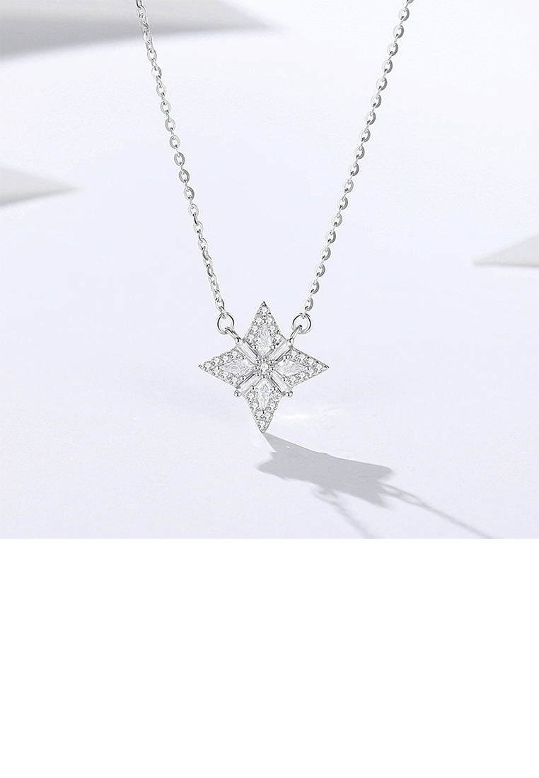 925 Sterling Silver Fashion Brilliant Four-pointed Star Pendant with Cubic Zirconia and Necklace - Luxurious Look