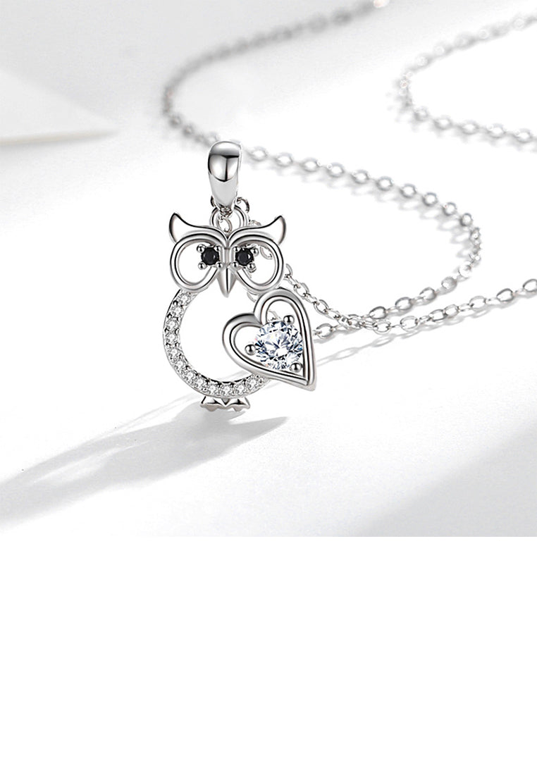 925 Sterling Silver Fashion Temperament Owl Pendant with Cubic Zirconia and Necklace - Luxurious Look