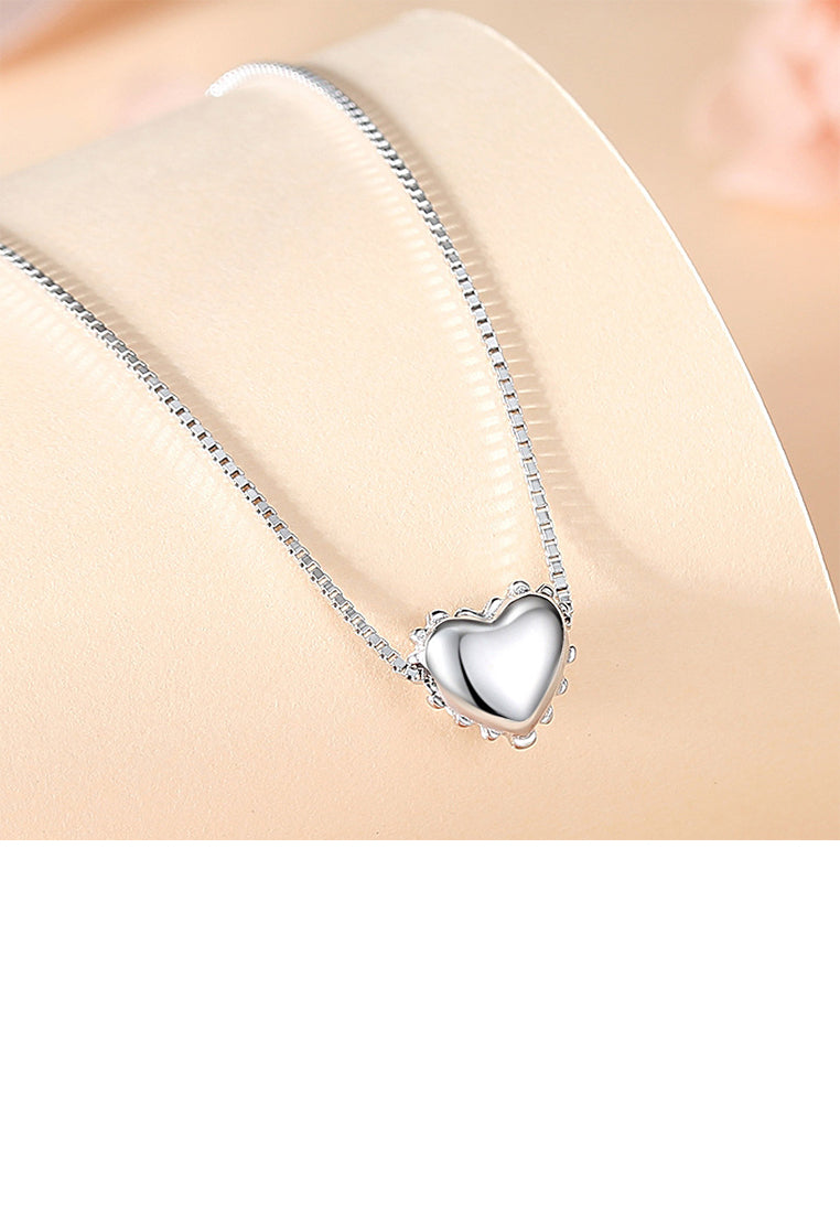 925 Sterling Silver Simple and Fashion Heart-shaped Pendant with Necklace