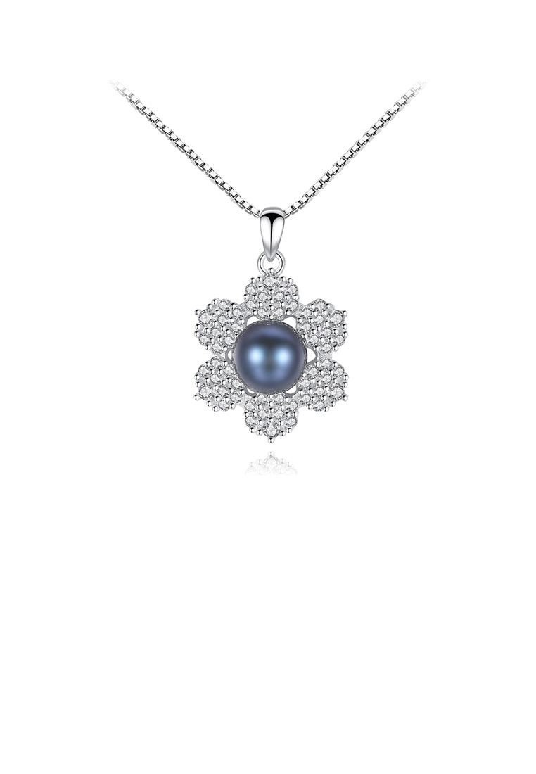 925 Sterling Silver Fashion and Elegant Snowflake Black Freshwater Pearl Pendant with Cubic Zirconia and Necklace - Luxurious Look