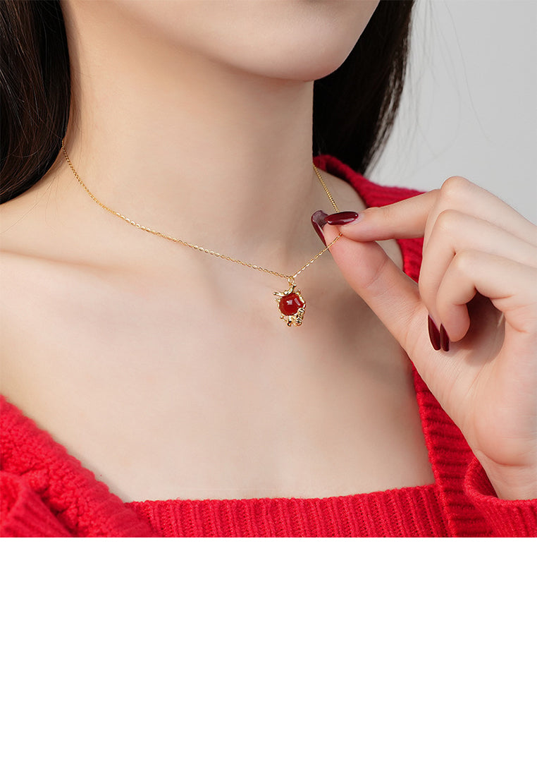 925 Sterling Silver Plated Gold Simple Vintage Zodiac Dragon Pendant with Imitation Agate and Necklace