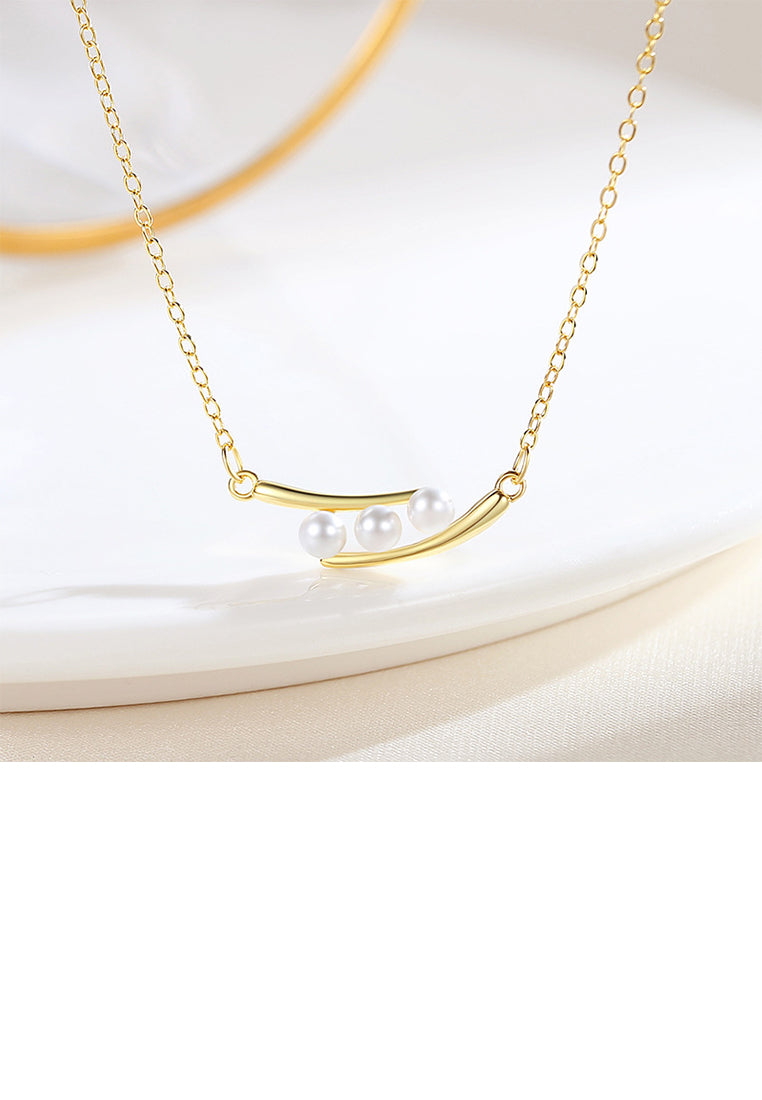 925 Sterling Silver Plated Gold Simple and Elegant Geometric Imitation Pearl Pendant with Necklace - Luxurious Look