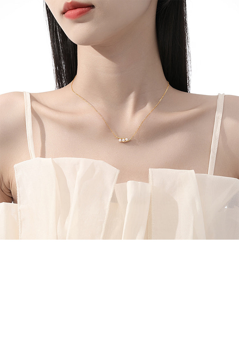 925 Sterling Silver Plated Gold Simple and Elegant Geometric Imitation Pearl Pendant with Necklace - Luxurious Look