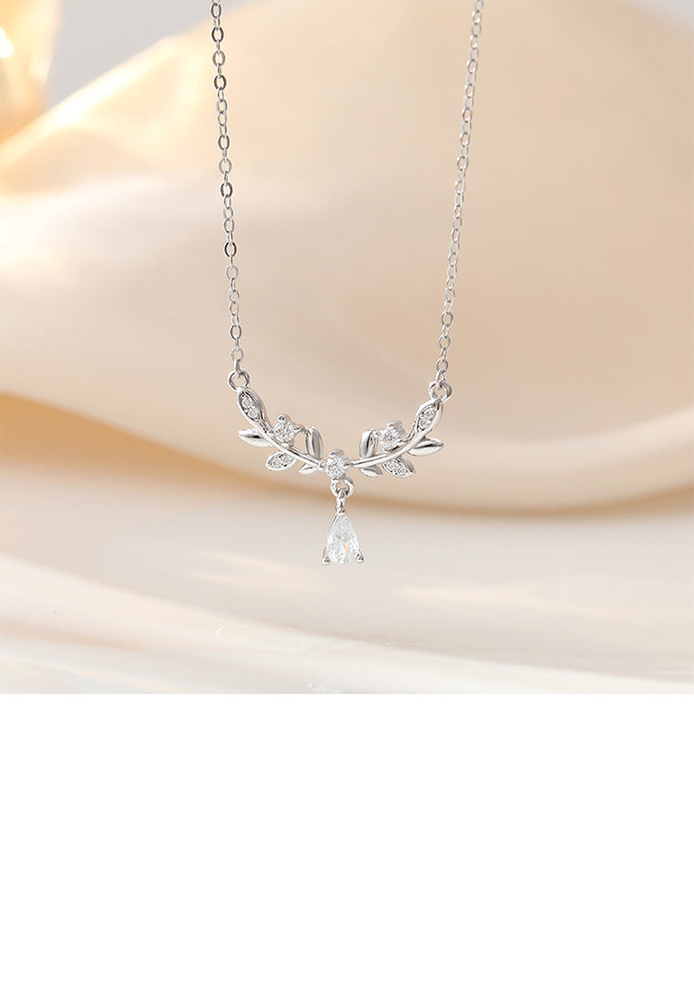 925 Sterling Silver Fashion Temperament Wheat Pendant with Cubic Zirconia and Necklace - Luxurious Look