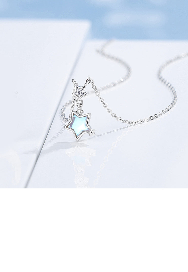 925 Sterling Silver Simple Temperament Star Pendant with Cubic Zirconia and Necklace - Luxurious Look