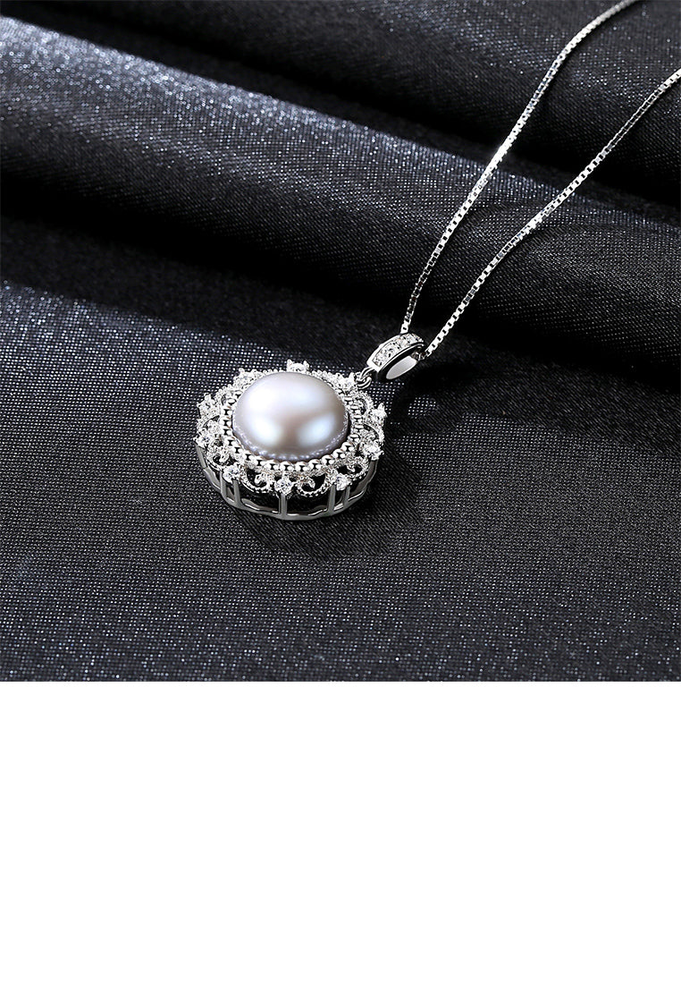 925 Sterling Silver Fashion Elegant Lace Geometric Round Freshwater Pearl Pendant with Cubic Zirconia and Necklace - Luxurious Look