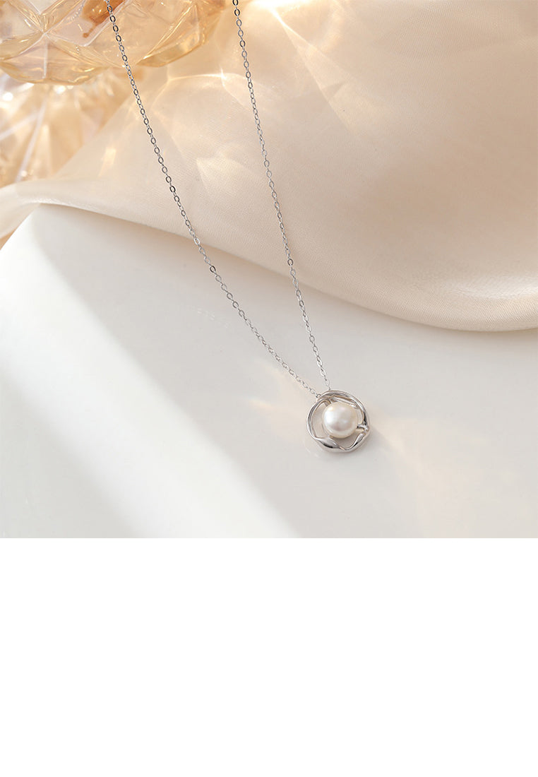 925 Sterling Silver Fashion and Elegant Geometric Imitation Pearl Pendant with Necklace - Luxurious Look