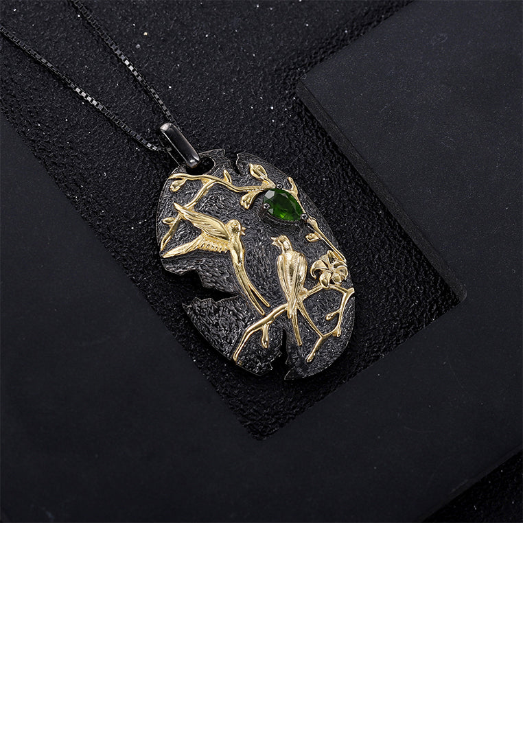925 Sterling Silver Plated Black Fashion Chinese Style Golden Magpie Geometric Pendant with Peridot and Necklace