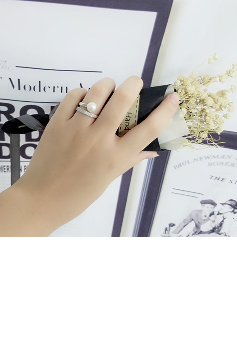 925 Sterling Silver Fashion Simple Rotating Geometric Freshwater Pearl Adjustable Ring with Cubic Zirconia - Luxurious Look