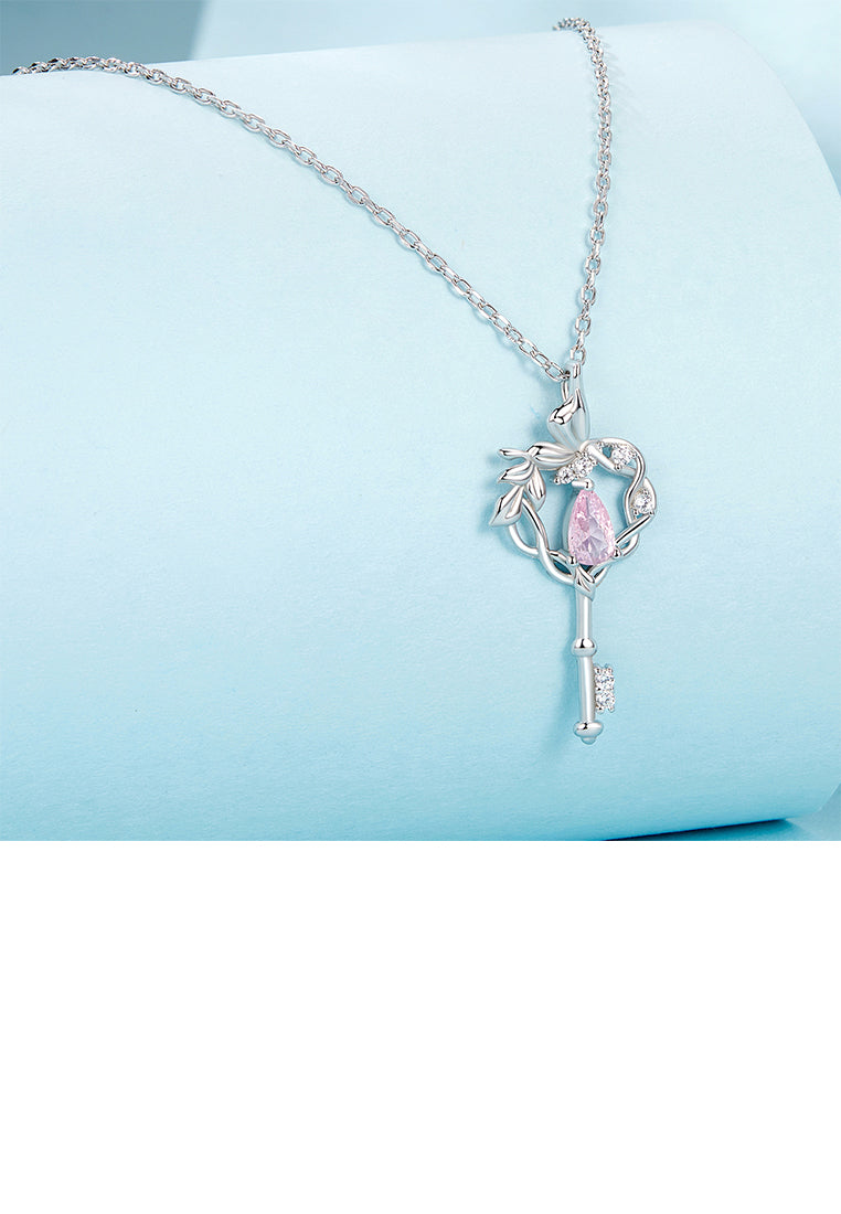 925 Sterling Silver Fashion Creative Butterfly Heart Key Pendant with Cubic Zirconia and Necklace - Luxurious Look