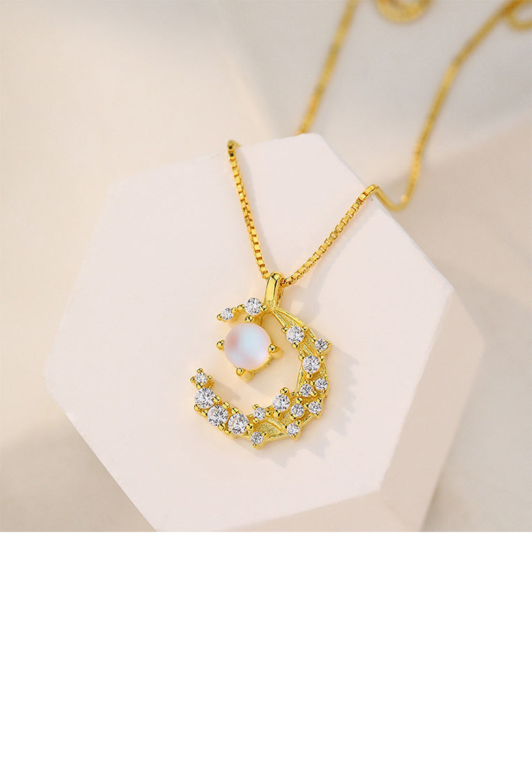 925 Sterling Silver Plated Gold Fashion Moon Pendant with Cubic Zirconia and Necklace - Luxurious Look
