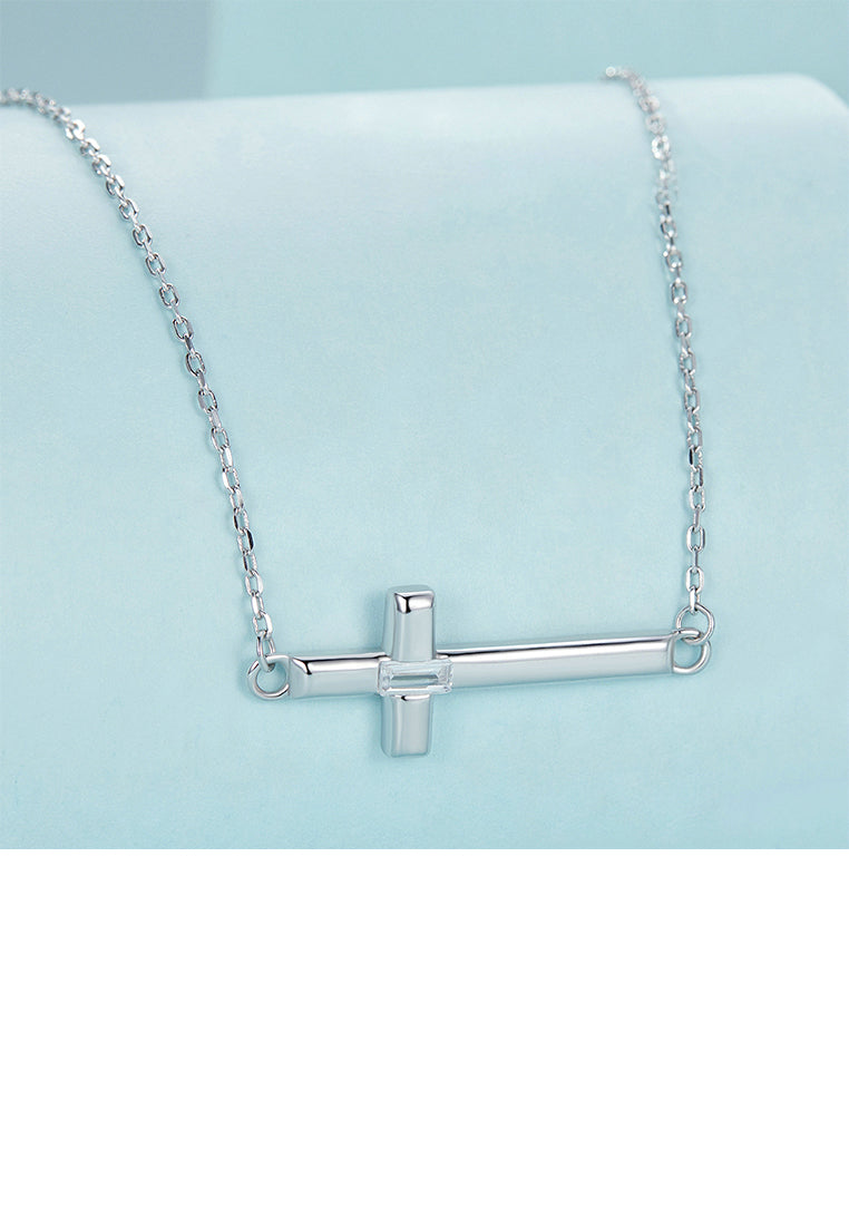 925 Sterling Silver Fashion Simple Cross Pendant with Necklace