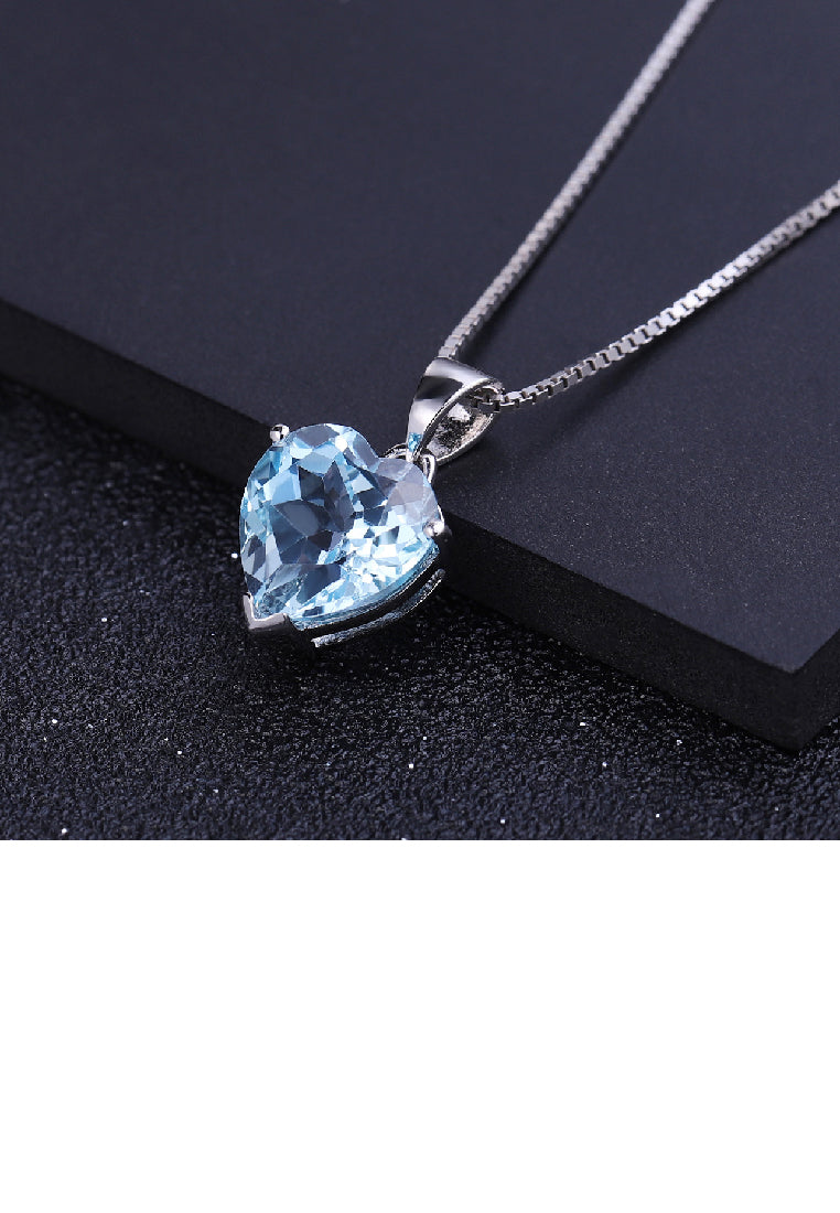 925 Sterling Silver Simple Romantic Heart Pendant with Blue Topaz and Necklace