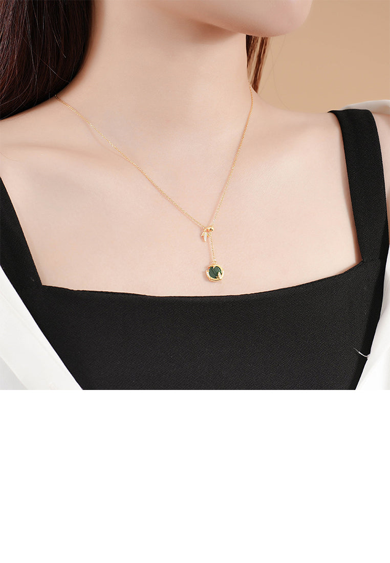 925 Sterling Silver Plated Gold Fashion Simple Bamboo Leaf Pendant with Cubic Zirconia and Necklace - Luxurious Look