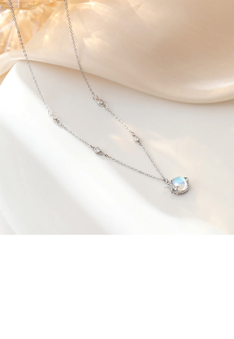 925 Sterling Silver Fashion Creative Star Moonstone Pendant with Cubic Zirconia and Necklace - Luxurious Look
