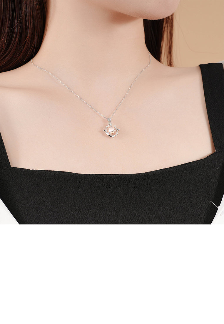 925 Sterling Silver Fashion Temperament Moon Star Imitation Pearl Pendant with Necklace - Luxurious Look