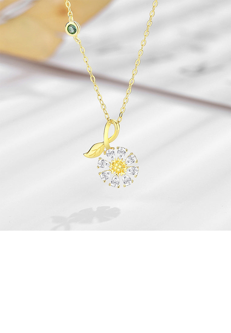 925 Sterling Silver Plated Gold Fashion Simple Sunflower Pendant with Cubic Zirconia and Necklace - Luxurious Look