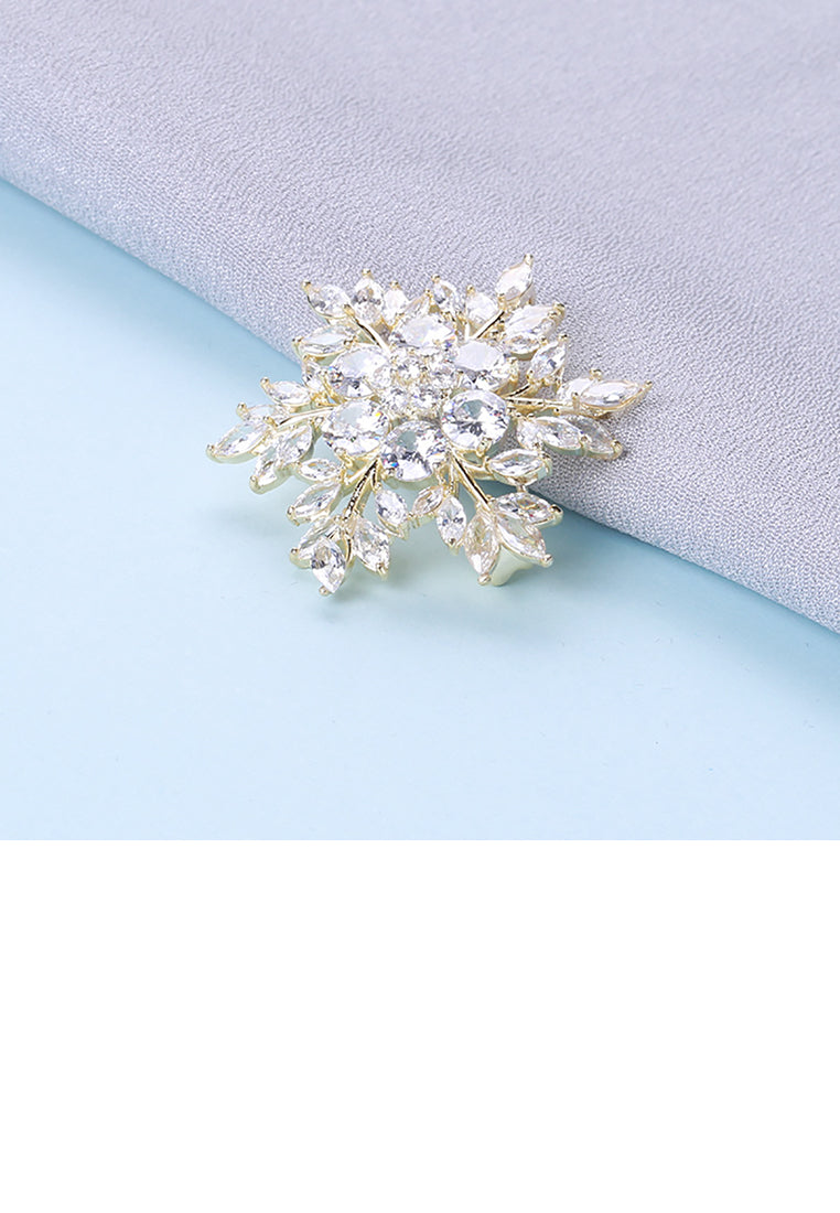 Fashion Bright Plated Gold Snowflake Brooch with Cubic Zirconia - Luxurious Look
