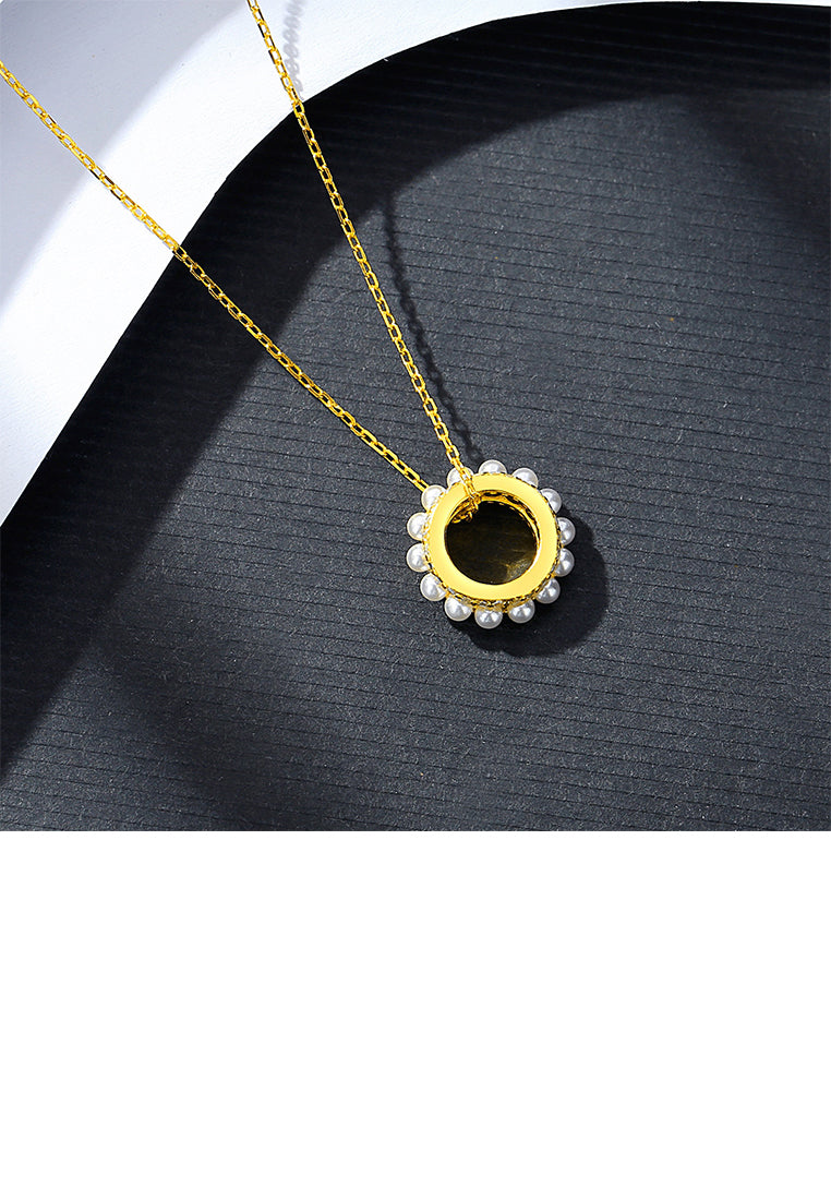 925 Sterling Silver Plated Gold Fashion Simple Geometric Circle Imitation Pearl Pendant with Cubic Zirconia and Necklace - Luxurious Look