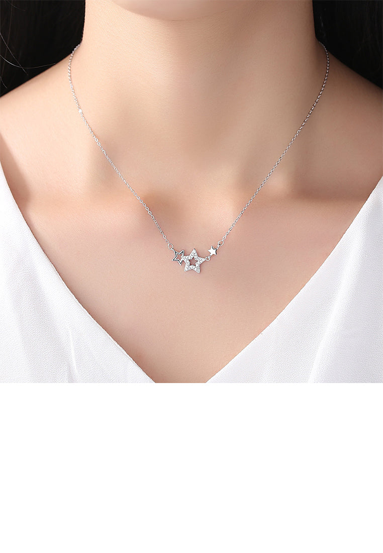 925 Sterling Silver Fashion Simple Hollow Star Pendant with Cubic Zirconia and Necklace - Luxurious Look