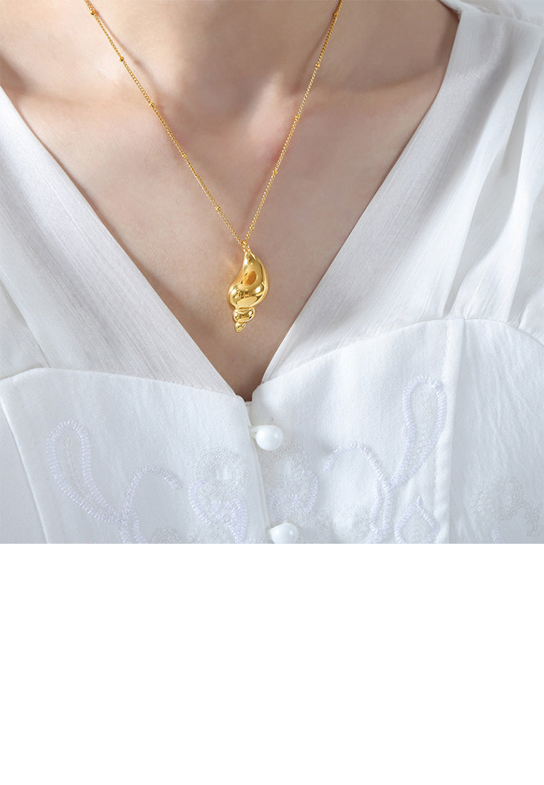 Fashion and Simple Plated Gold 316L Stainless Steel Conch Pendant with Necklace