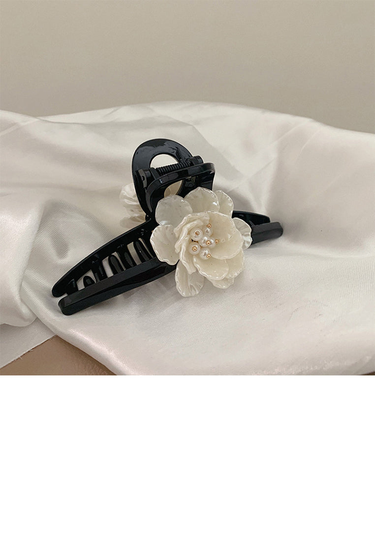 Fashion Temperament Camellia Black Geometric Hair Claw - Elegant Hairpiece