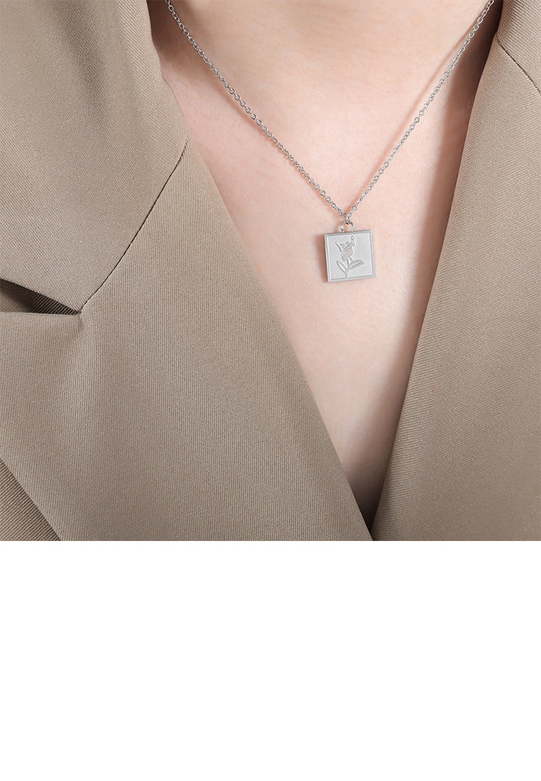 Fashion and Simple 316L Stainless Steel Rose Geometric Square Pendant with Necklace