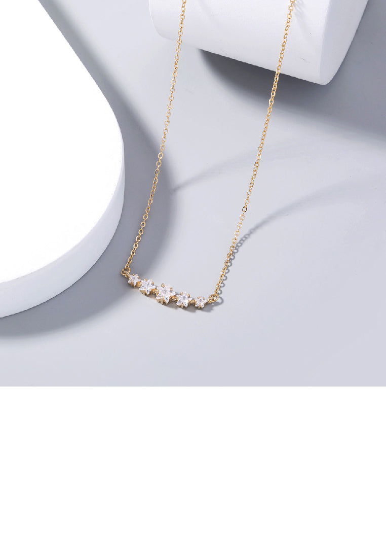 Fashion Simple Plated Gold Star Cubic Zirconia Necklace - Luxurious Look