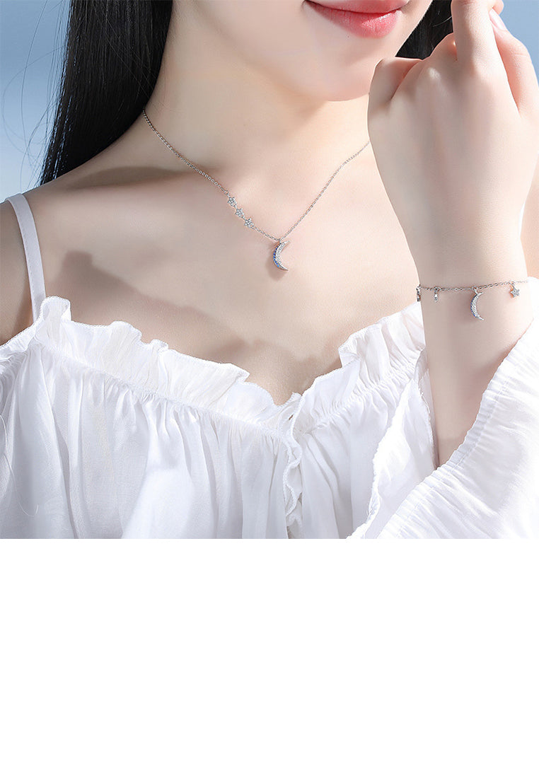 925 Sterling Silver Simple Fashion Moon Star Pendant with Cubic Zirconia and Necklace - Luxurious Look