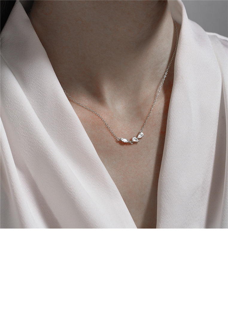 925 Sterling Silver Simple Geometric Necklace with Cubic Zirconia - Luxurious Look