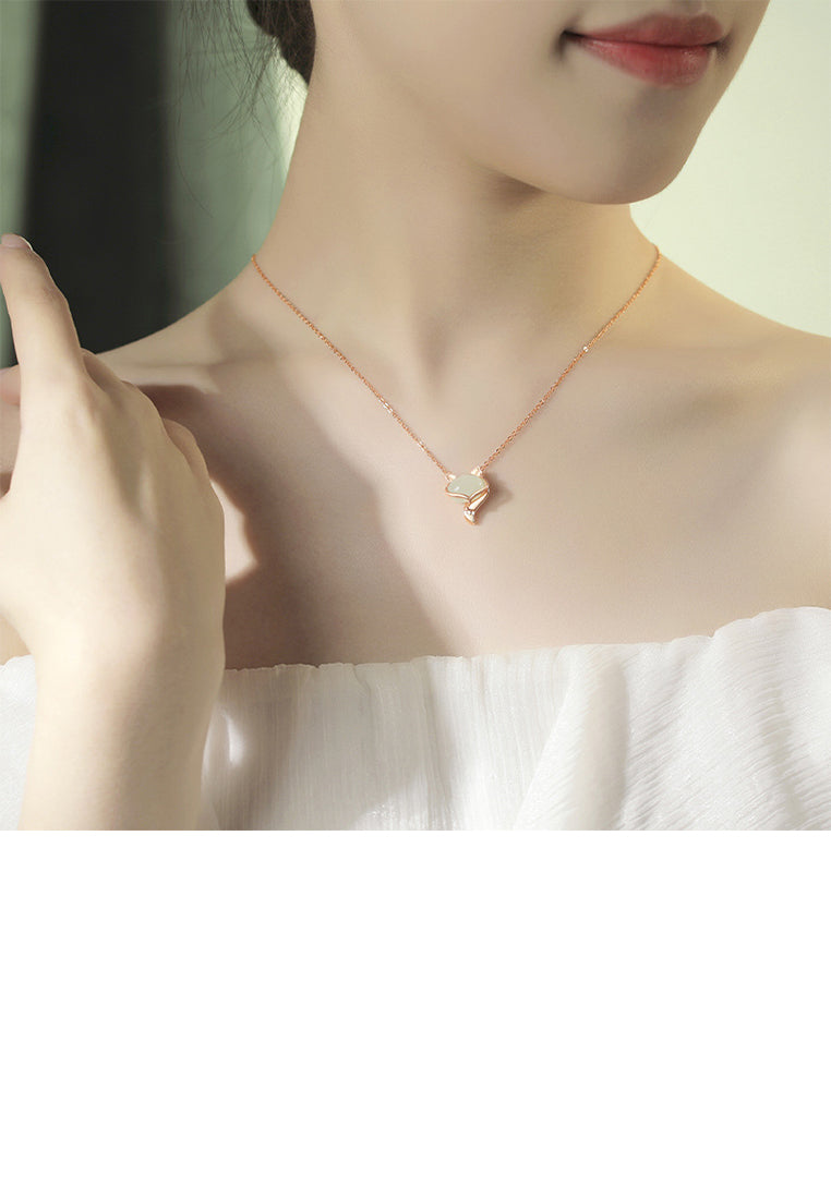925 Sterling Silver Plated Rose Gold Fashion Simple Fox Imitation Chalcedony Pendant with Necklace