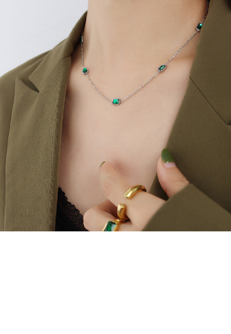 Fashion Simple 316L Stainless Steel Geometric Square Necklace with Green Cubic Zirconia - Luxurious Look
