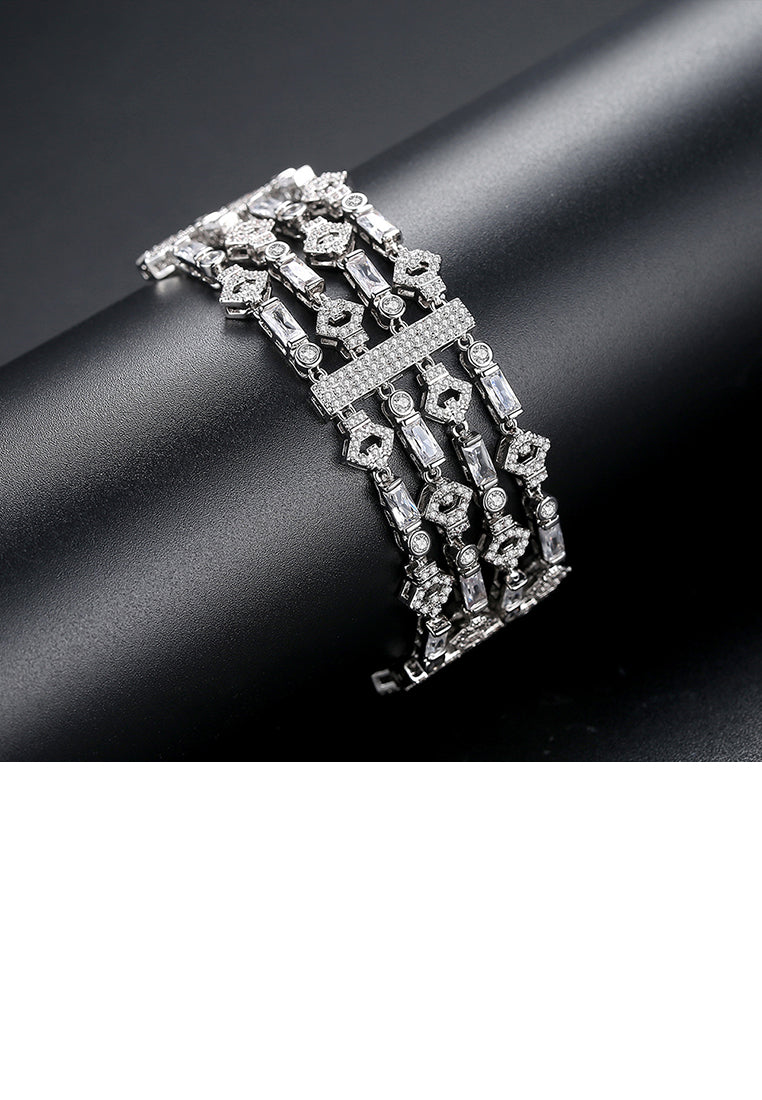 Fashion and Elegant Geometric Texture Bracelet with Cubic Zirconia - Luxurious Look
